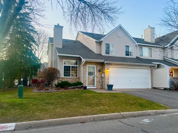 9279 Troon CT, Woodbury, MN 55125