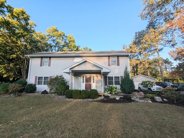 8900 Syndicate AVE, Circle Pines, MN 55014