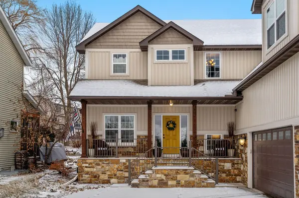 3121 Shakespeare RD, Chaska, MN 55318