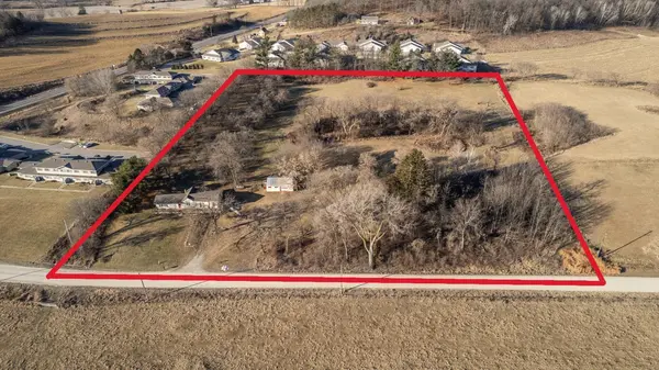 305 Mill Creek RD NW,  Chatfield,  MN 55923
