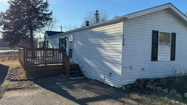 13100 318th ST #122, Lindstrom, MN 55045