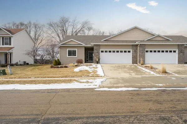2624 Hawk Ridge CT SE, Rochester, MN 55904
