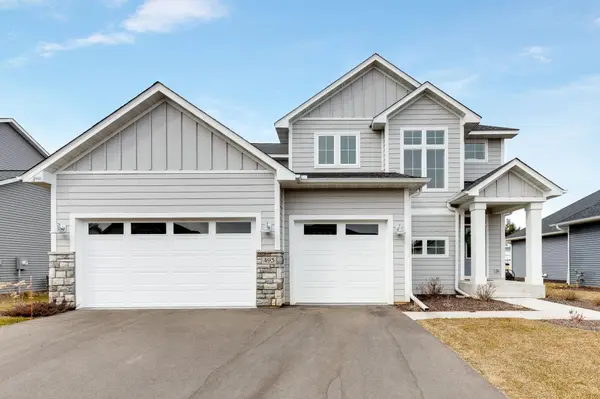 493 Kerry WAY,  Hudson,  WI 54016