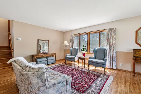 50 Flandrau PL, Saint Paul, MN 55106