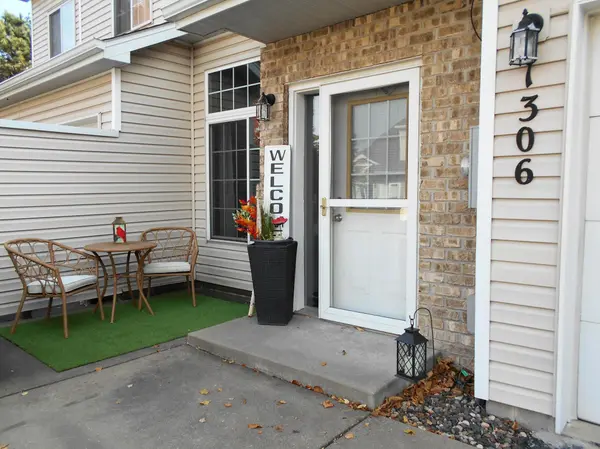 1306 123rd DR NE,  Blaine,  MN 55434