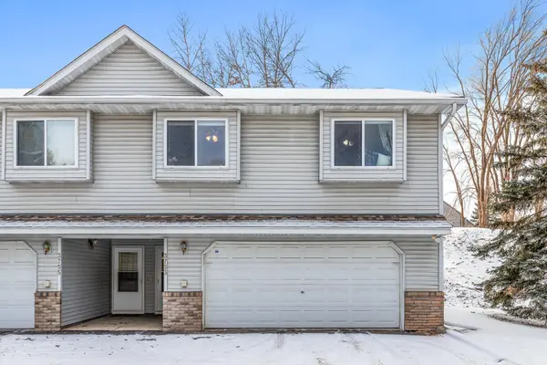 3753 Robin LN, Eagan, MN 55122