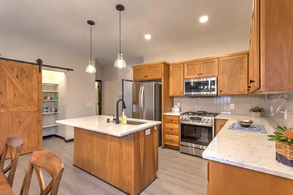 2922 Eastview CT, Anoka, MN 55303
