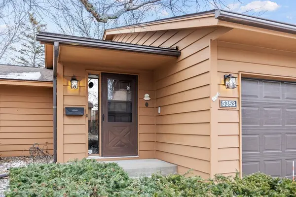 5353 Upper 147th ST W, Apple Valley, MN 55124