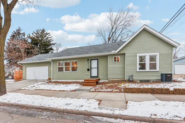 812 36th AVE N, Minneapolis, MN 55412