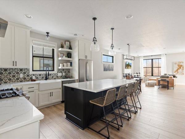 1215 Harbor PL, East Gull Lake, MN 56401
