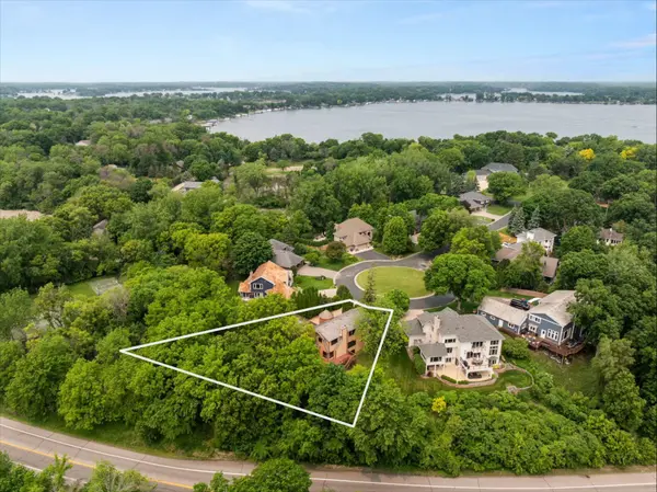 3147 Lafayette Ridge RD,  Minnetonka Beach,  MN 55391