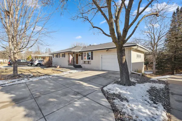 50 Battle Creek PL, Saint Paul, MN 55119