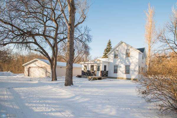615 15th AVE NW, Fargo, ND 58078