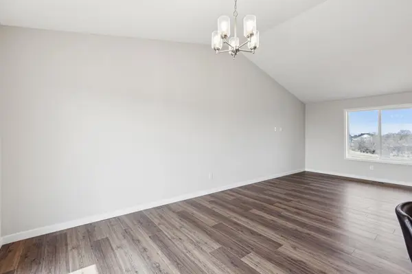 8205 Natures Edge RD, Clear Lake, MN 55319