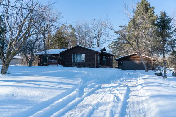3555 Guvernorsvej, Askov, MN 55704