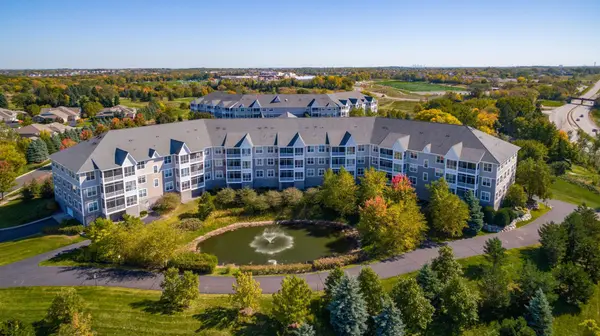 100 Clydesdale TRL #107, Hamel, MN 55340