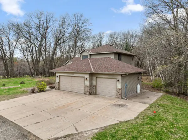 16846 Notre Dame ST NE, Columbus, MN 55025