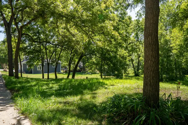 22XX Hiersche RD, Faribault, MN 55021