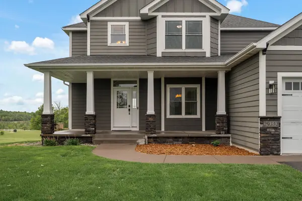 29332 Scenic DR, Chisago City, MN 55013