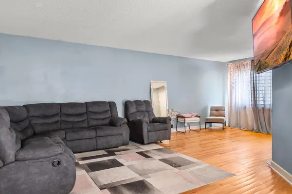 2951 Newton AVE N, Minneapolis, MN 55411