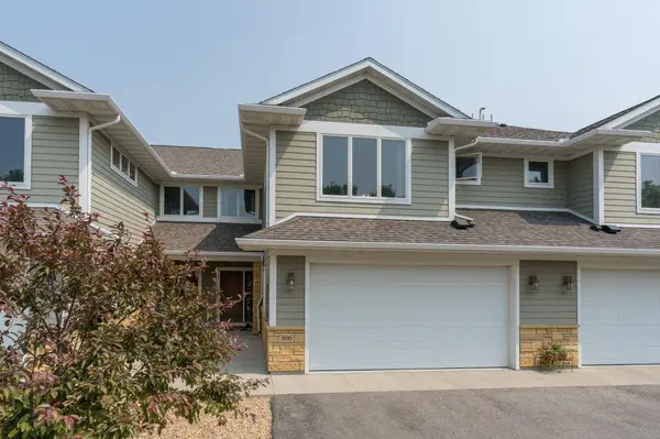 806 Pinnacle PATH,  Mankato,  MN 56001