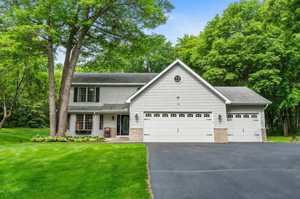 17130 Uplander CIR NW, Andover, MN 55304