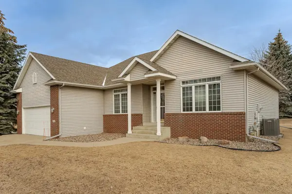 2886 Viola Heights DR NE, Rochester, MN 55906