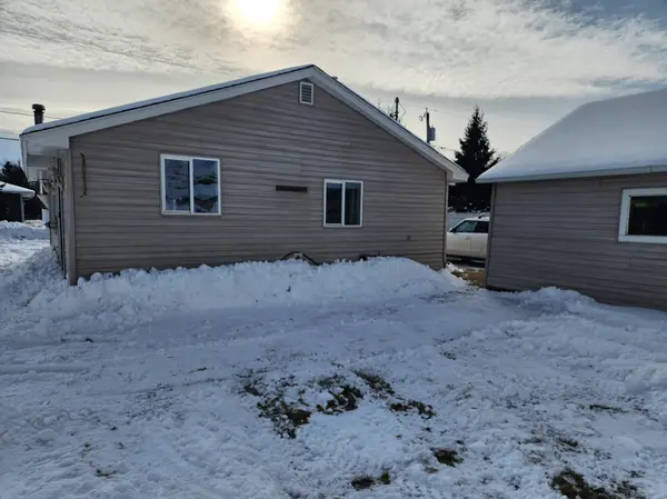 32 Dalles AVE, Carlton, MN 55718