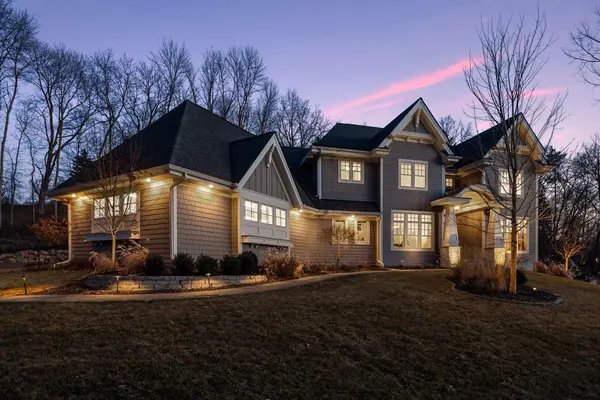 1090 Heritage LN,  Orono,  MN 55391