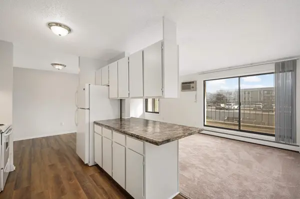 4110 Rahn RD #212, Eagan, MN 55122