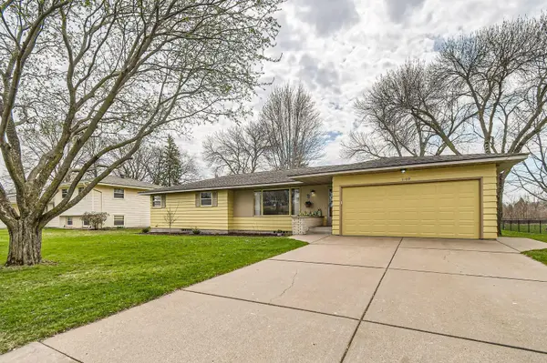 1109 Zweber LN, Hastings, MN 55033