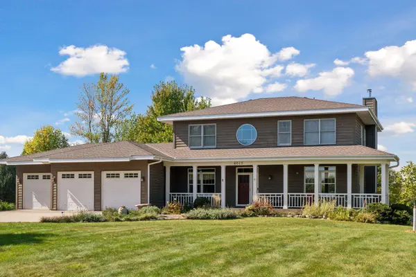 4015 Windmill DR, Independence, MN 55357
