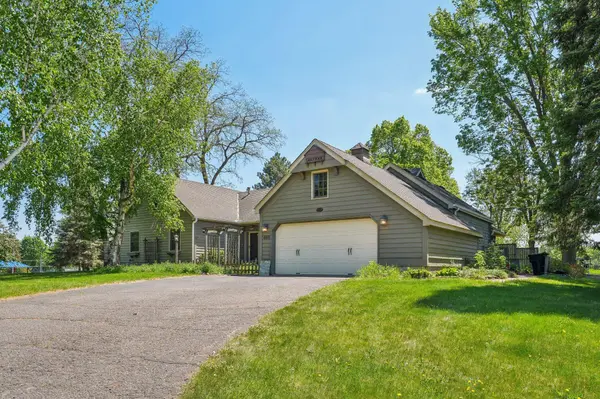 644 11th AVE SE,  Forest Lake,  MN 55025