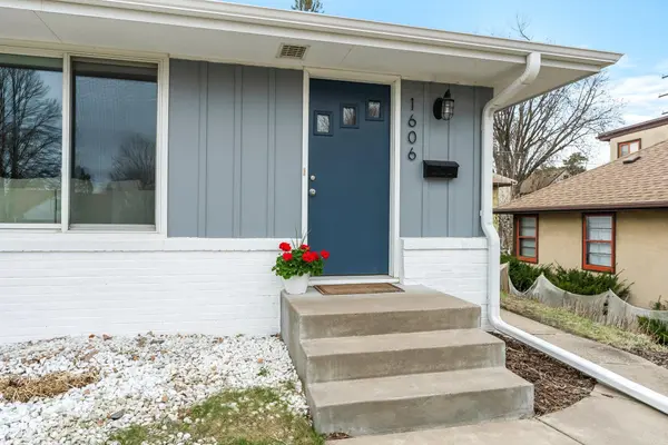 1606 Highland Pkwy, Saint Paul, MN 55116