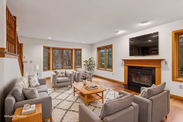 5910 Hodgson RD, Shoreview, MN 55126