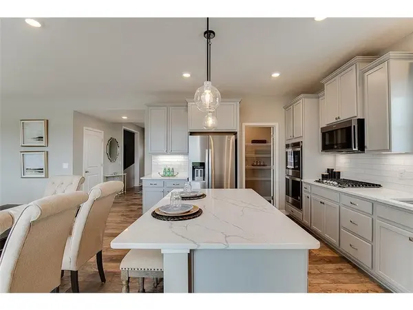 3158 Sunflower WAY NW, Prior Lake, MN 55372