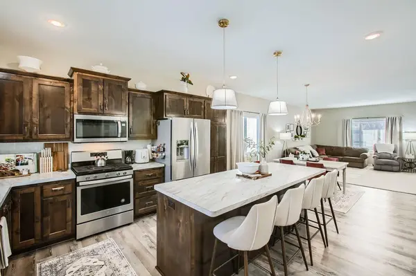 1694 Fern ST S, Cambridge, MN 55008