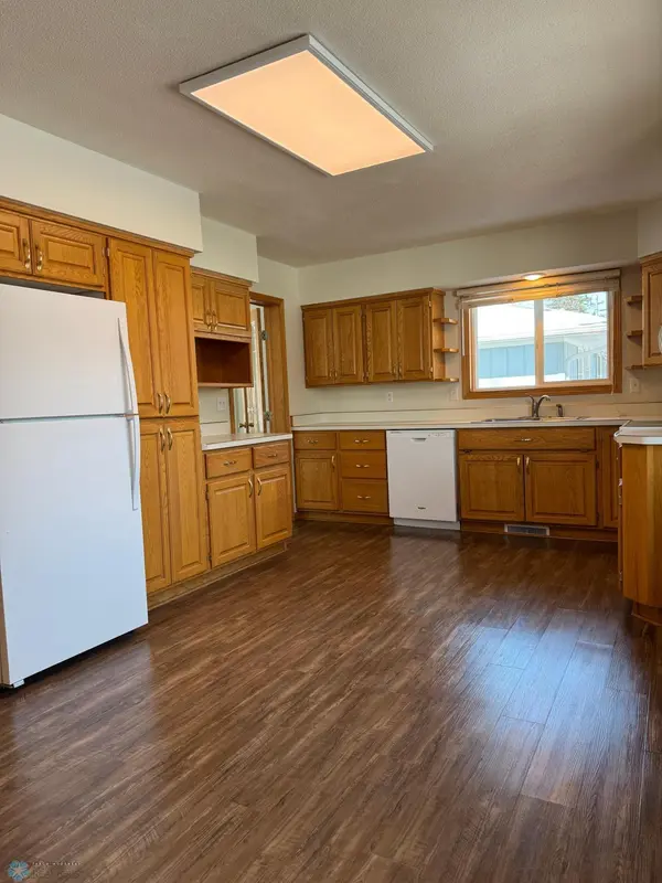 1320 16th ST S, Moorhead, MN 56560