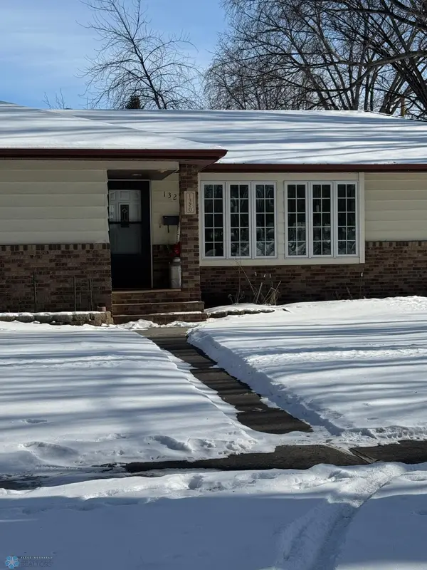 1320 16th ST S, Moorhead, MN 56560