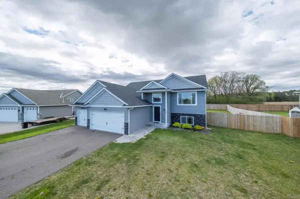 705 Hickory ST SW, Isanti, MN 55040