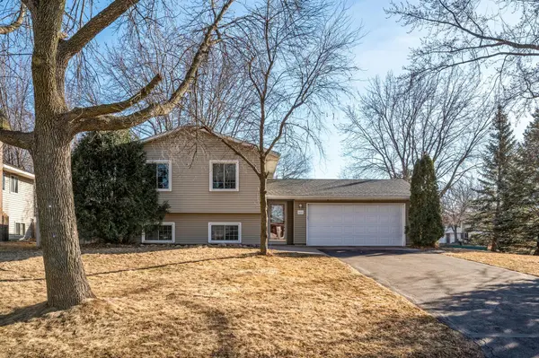 14581 96th AVE N, Maple Grove, MN 55369