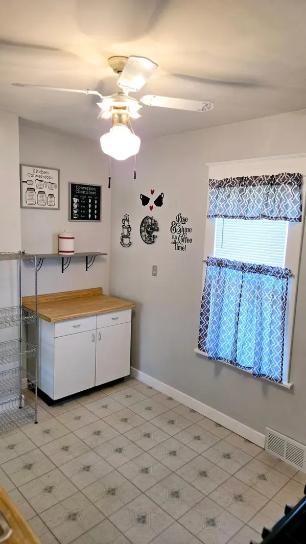 785 Pierce Butler Route, Saint Paul, MN 55104