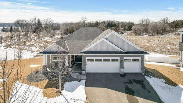 973 Forest Edge CIR,  Jordan,  MN 55352