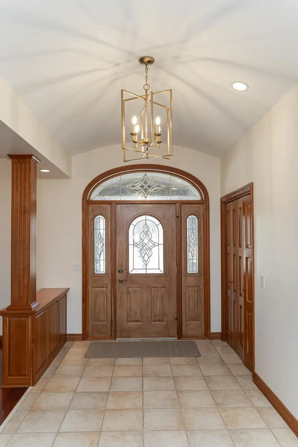 2006 Glendale Hills DR NE, Rochester, MN 55906