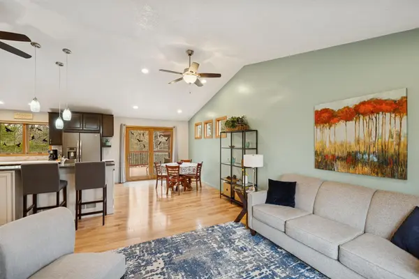 3694 Cardinal WAY, Eagan, MN 55123