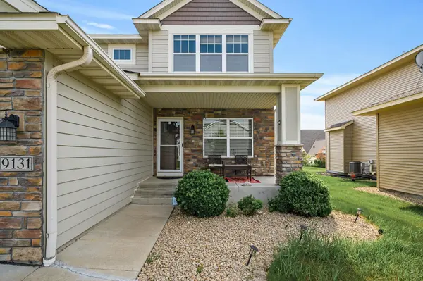 9131 River Rock DR N, Chanhassen, MN 55317
