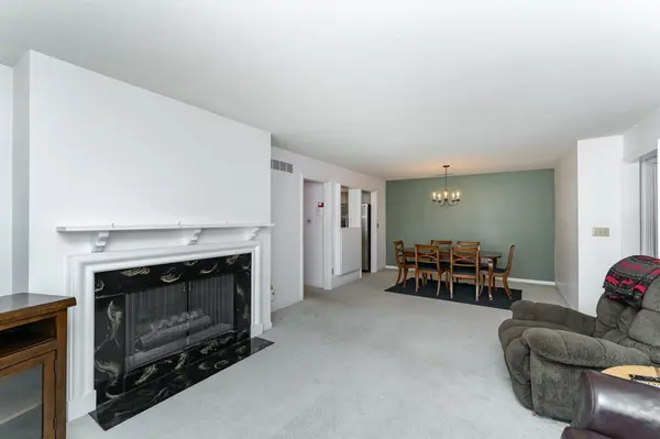 2053 Carriage DR SW #2053E, Rochester, MN 55902