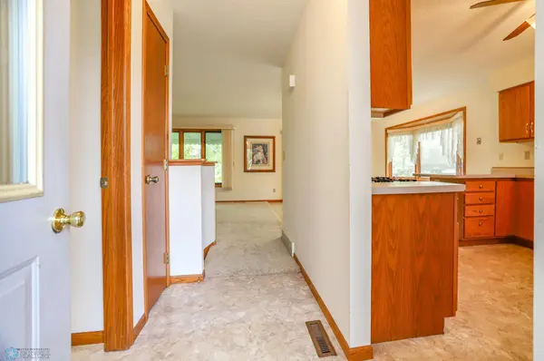 505 Broadway AVE, Detroit Lakes, MN 56501