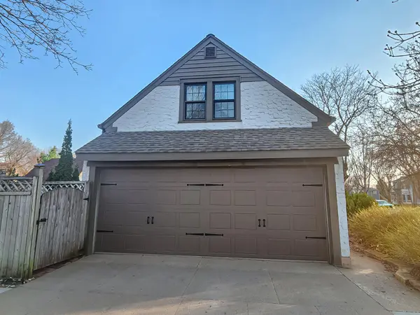 425 N 3rd ST, Saint Peter, MN 56082