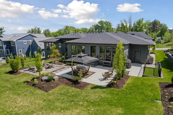 1841 Orchard Heights LN, Mendota Heights, MN 55118